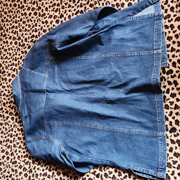 EUC Bill Blass Jean Jacket - Picture 6 of 6
